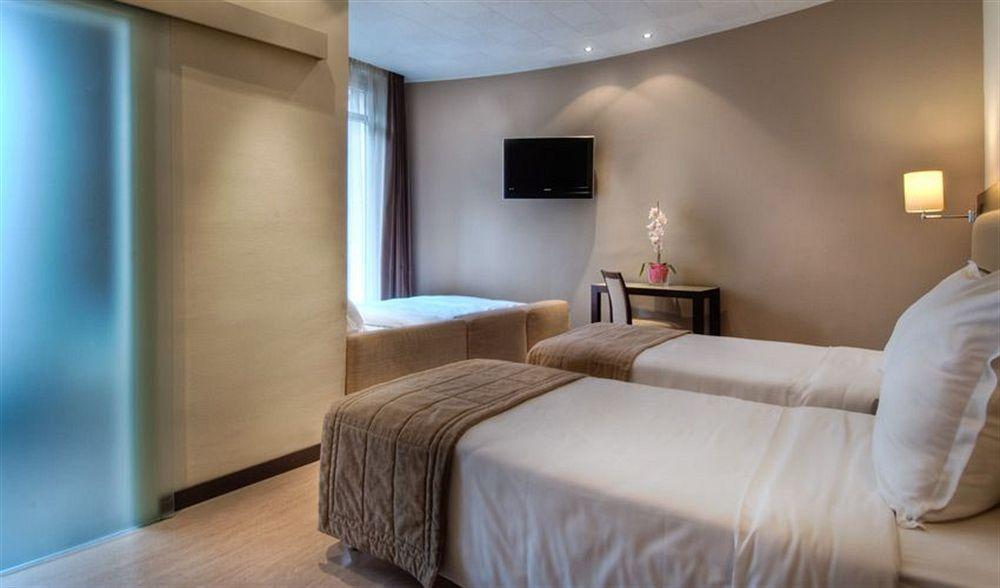 Sure By Western Gare Du Nord Hotel París